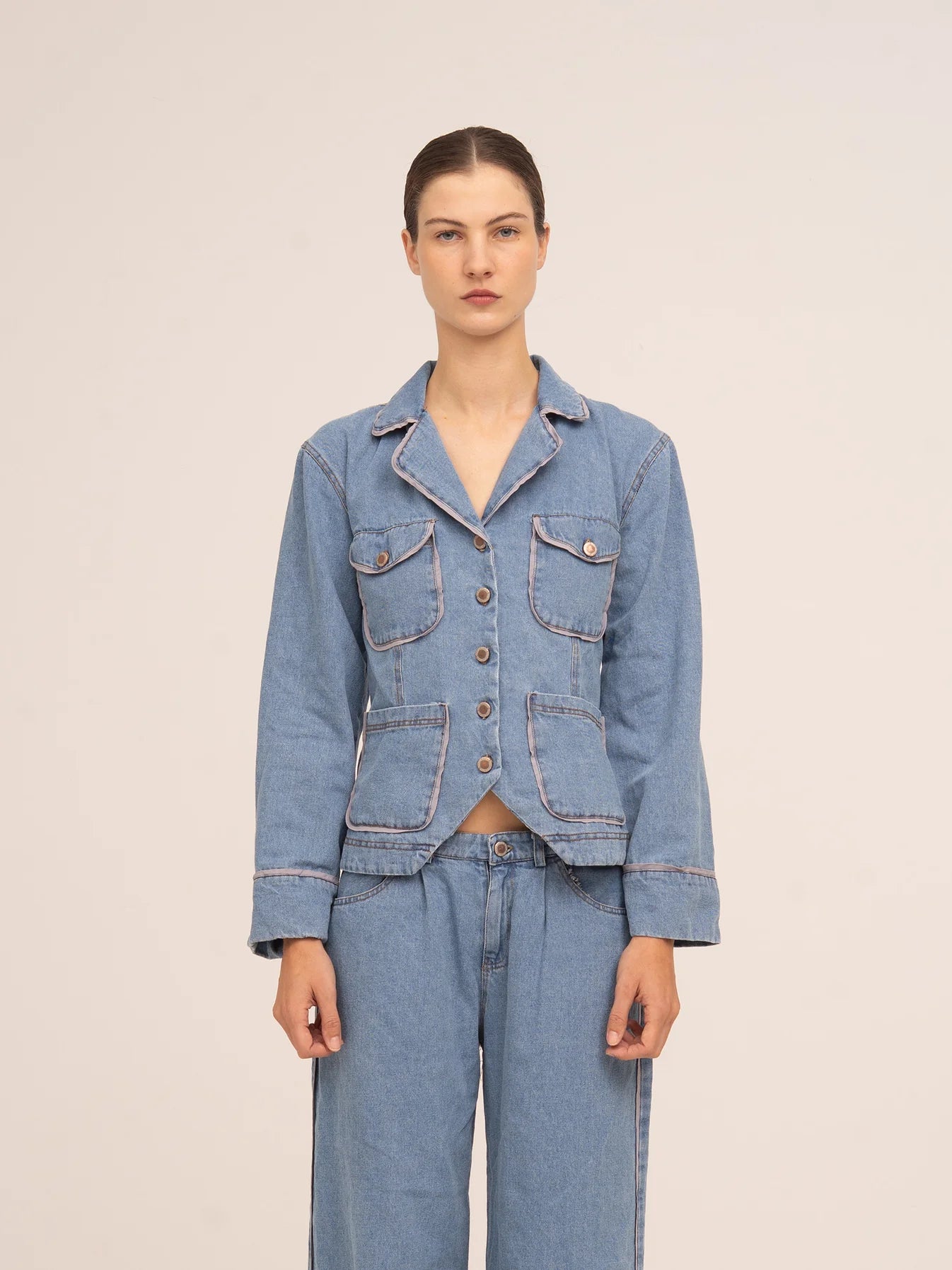 THE FLASH DENIM FITTED DENIM JACKET  - VIA CARMEN SAYS | Only €93 | NOW AVAILABLE TO SHOP at IAMINHATELOVE 