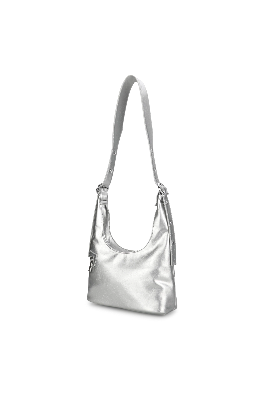 THE LOTTA SHOULDER BAG IN VEGAN LEATHER / SILVER  - VIA SILFEN | Only €72 | NOW AVAILABLE TO SHOP at IAMINHATELOVE
