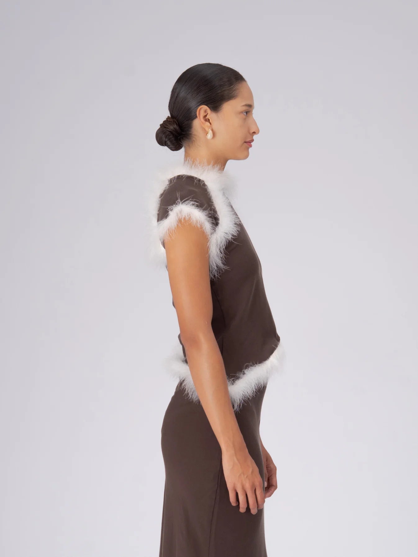 THE BROWN BALANCE FEATHER TOP  - VIA CARMEN SAYS | Only €78 | NOW AVAILABLE TO SHOP at IAMINHATELOVE 