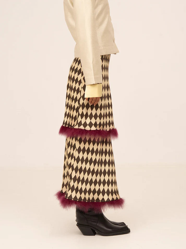 THE NOËL DIAMOND PRINT BROWN FEATHER SKIRT  - VIA CARMEN SAYS | Only €88 | NOW AVAILABLE TO SHOP at IAMINHATELOVE 