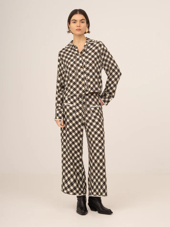 THE CLASSIC BETTY ARGYLE INSPIRED GEOMETRIC PRINT PANTS  - VIA CARMEN SAYS | Only €79 | NOW AVAILABLE TO SHOP at IAMINHATELOVE 