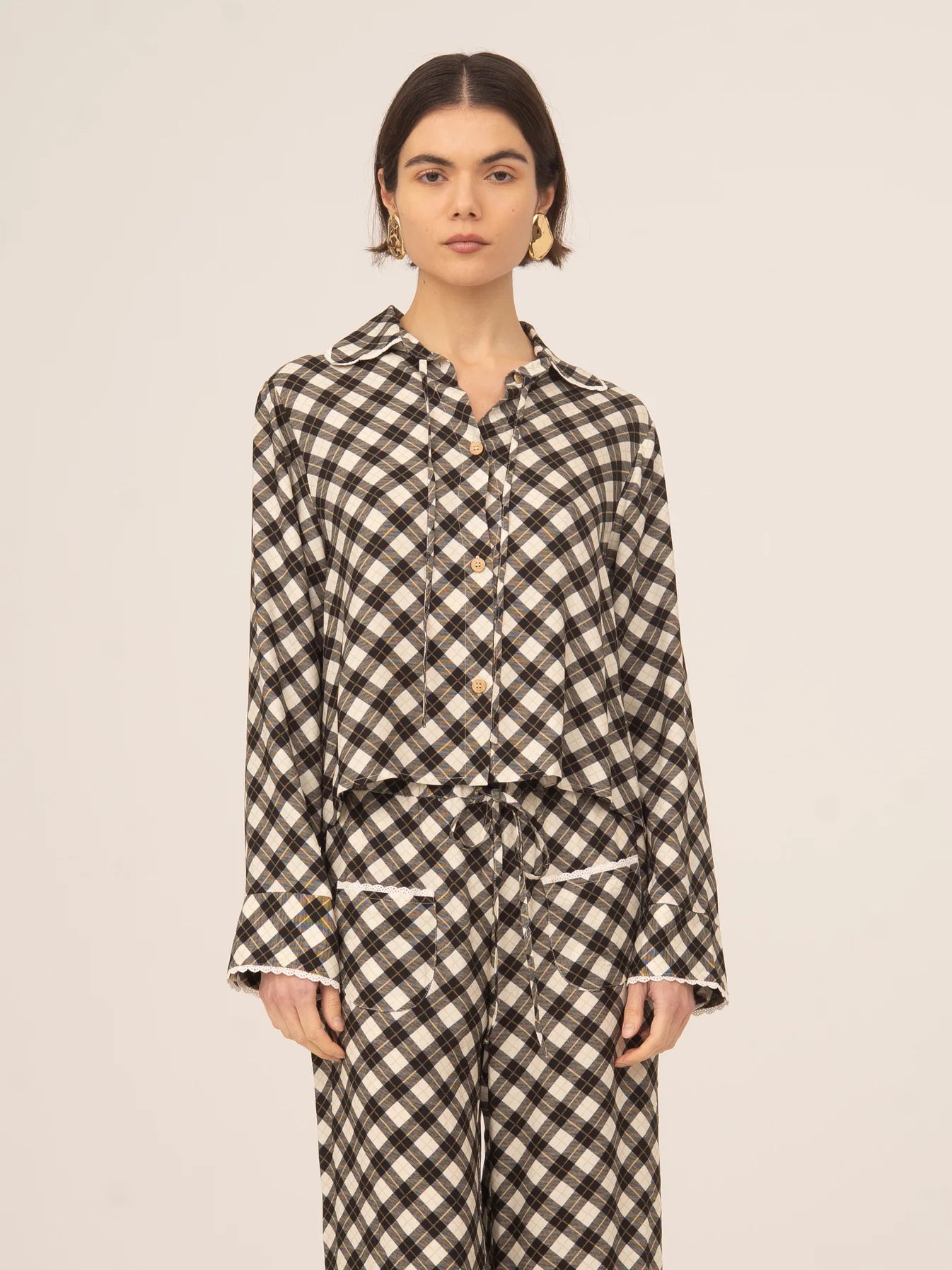 THE CLASSIC BETTY ARGYLE INSPIRED GEOMETRIC PRINT SHIRT  - VIA CARMEN SAYS | Only €74 | NOW AVAILABLE TO SHOP at IAMINHATELOVE 