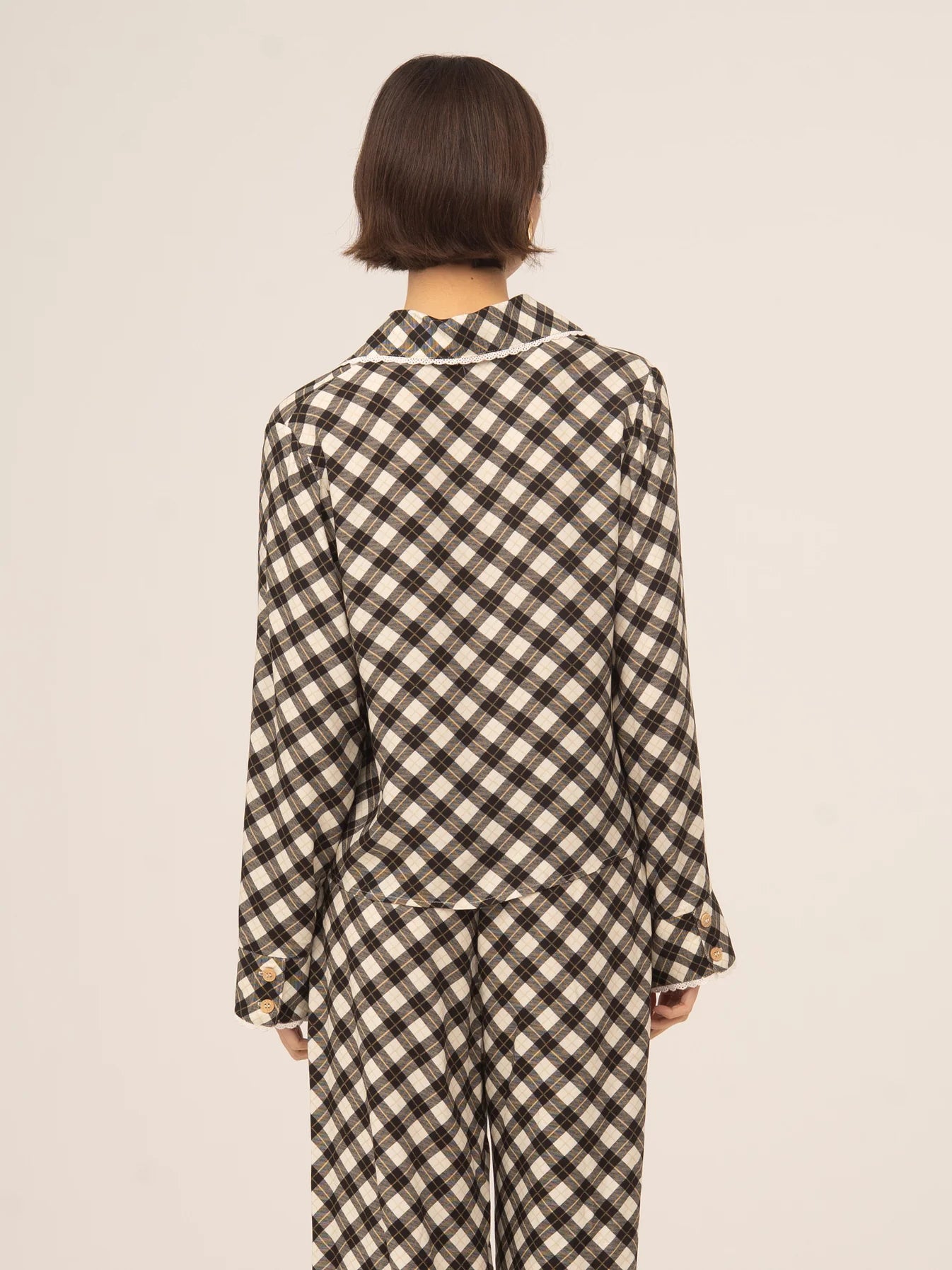 THE CLASSIC BETTY ARGYLE INSPIRED GEOMETRIC PRINT SHIRT  - VIA CARMEN SAYS | Only €74 | NOW AVAILABLE TO SHOP at IAMINHATELOVE 