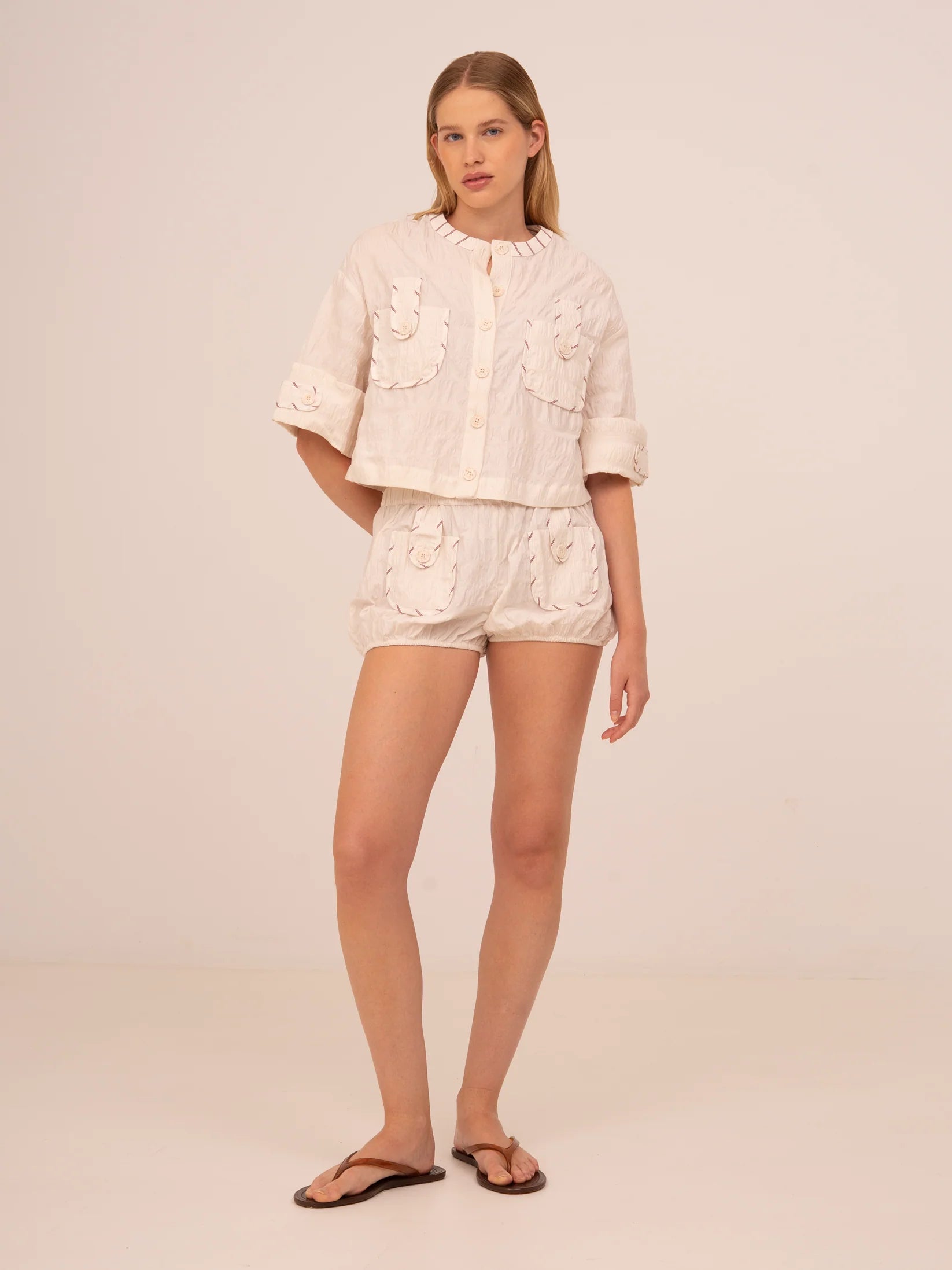 THE DUNE WHITE CROPPED SHIRT  - VIA CARMEN SAYS | Only €76 | NOW AVAILABLE TO SHOP at IAMINHATELOVE 