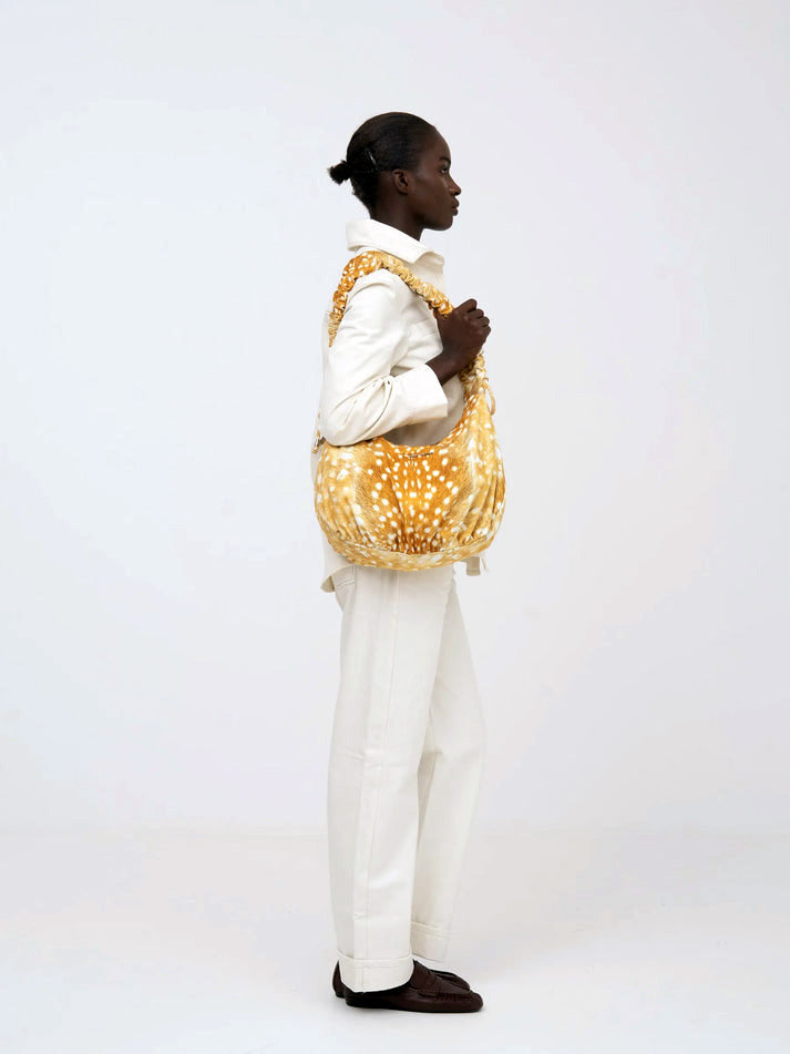 THE OH! DEER PRINT SHORE BAG  - VIA CARMEN SAYS | Only €55 | NOW AVAILABLE TO SHOP at IAMINHATELOVE 