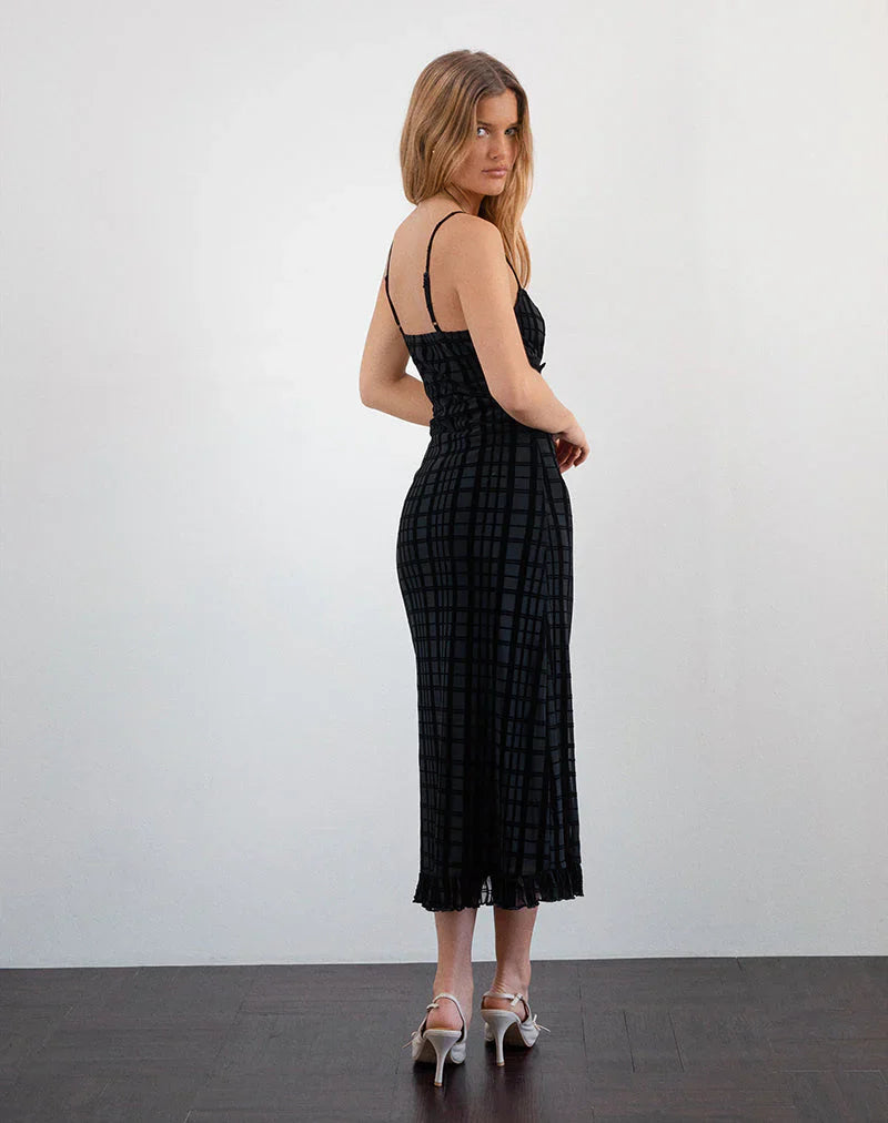 THE NATEDA DRESS - TONAL CHECK FLOCK BLACK  - VIA MOTEL ROCKS | Only €64 | NOW AVAILABLE TO SHOP at IAMINHATELOVE
