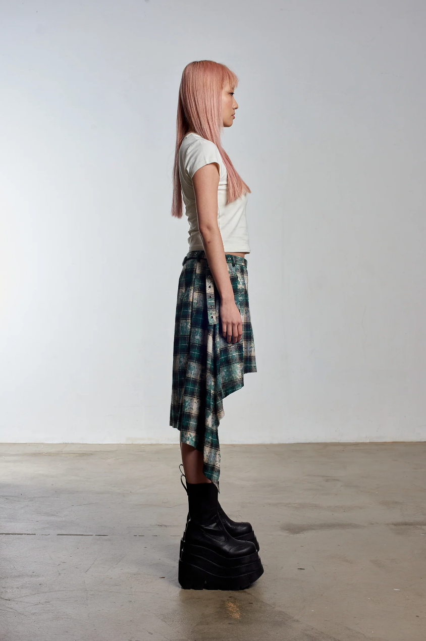 LORE PLEATED TARTAN SKIRT  - VIA THE RAGGED PRIEST | Only €86 | NOW AVAILABLE TO SHOP at IAMINHATELOVE
