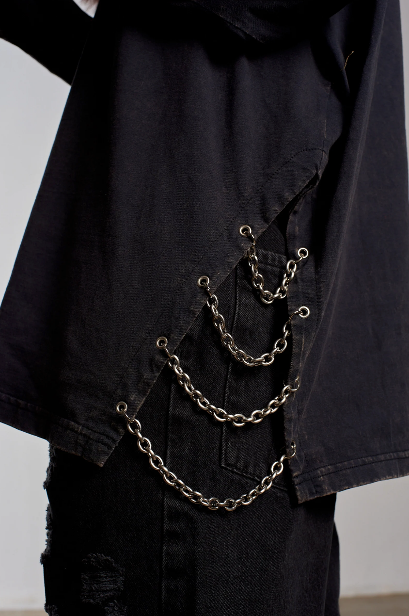 KEEPER OVERSIZED CHAIN TEE - EXCLUSIVE Tops from THE RAGGED PRIEST - Just €66! SHOP NOW AT IAMINHATELOVE BOTH IN STORE FOR CYPRUS AND ONLINE WORLDWIDE @ IAMINHATELOVE.COM