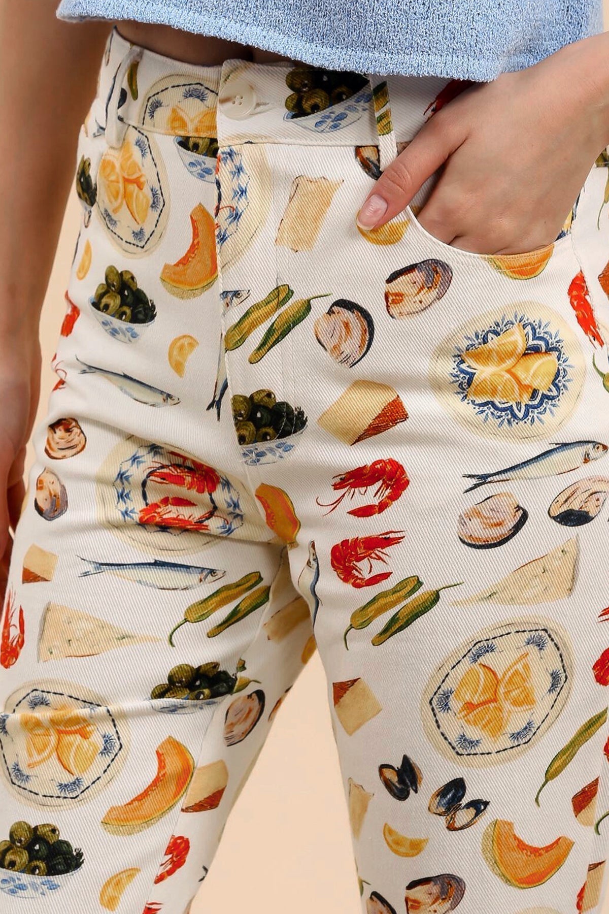 THE SEASIDE FEAST CAPRI PANTS  - VIA CURATED BY | Only €73 | NOW AVAILABLE TO SHOP at IAMINHATELOVE