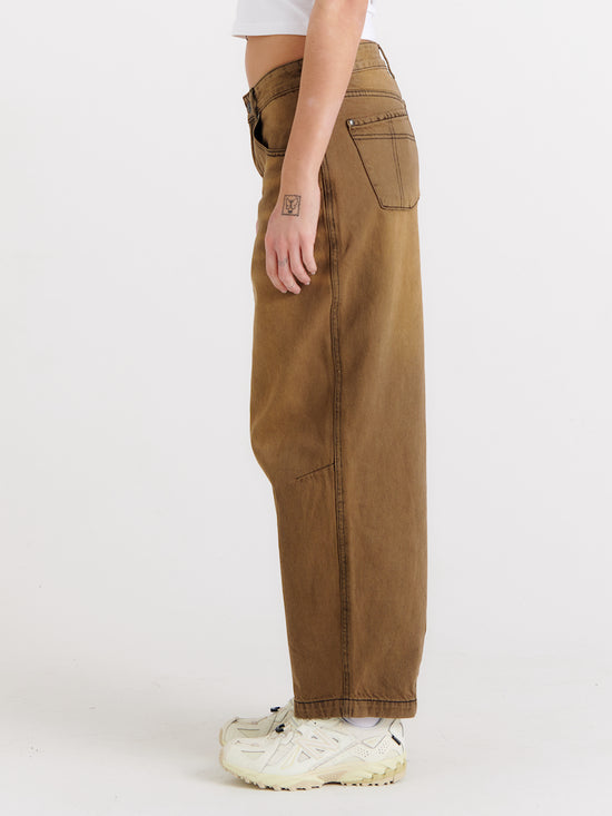 THE GOLIATH DENIM IN BROWN WASH  - VIA THE RAGGED PRIEST | Only €77.35 | NOW AVAILABLE TO SHOP at IAMINHATELOVE