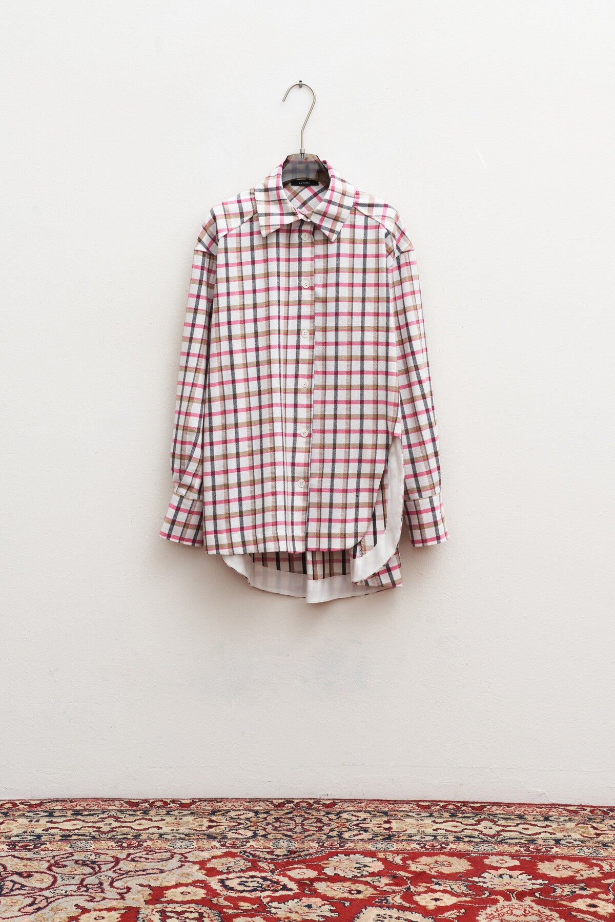 THE FANTASY OVERSIZED SHIRT - CHECKERED PINK  - VIA CURATED BY | Only €78 | NOW AVAILABLE TO SHOP at IAMINHATELOVE