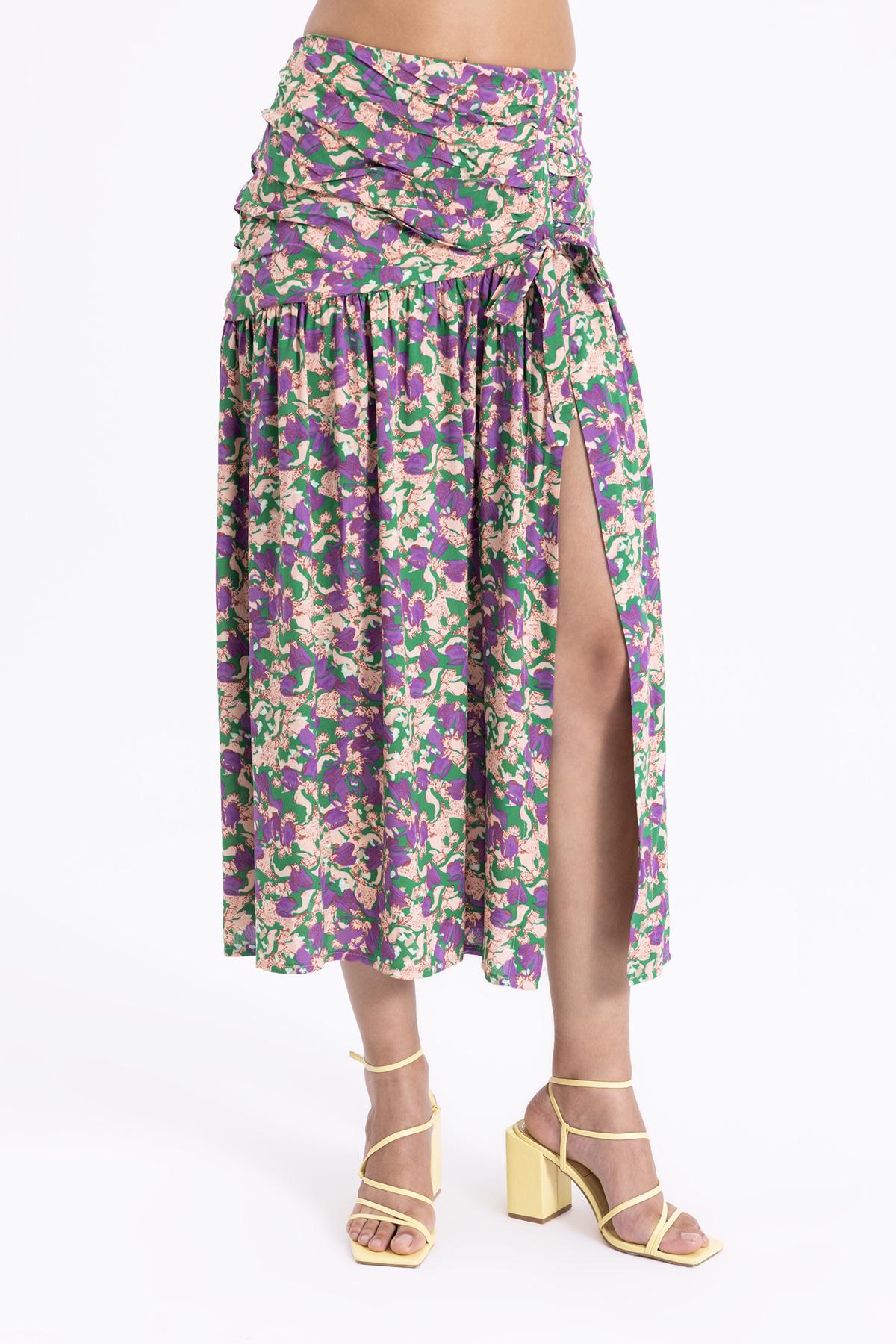 THE DEEP IN LOVE SLIT DETAILED MIDI SKIRT  - VIA CURATED BY | Only €28.50 | NOW AVAILABLE TO SHOP at IAMINHATELOVE