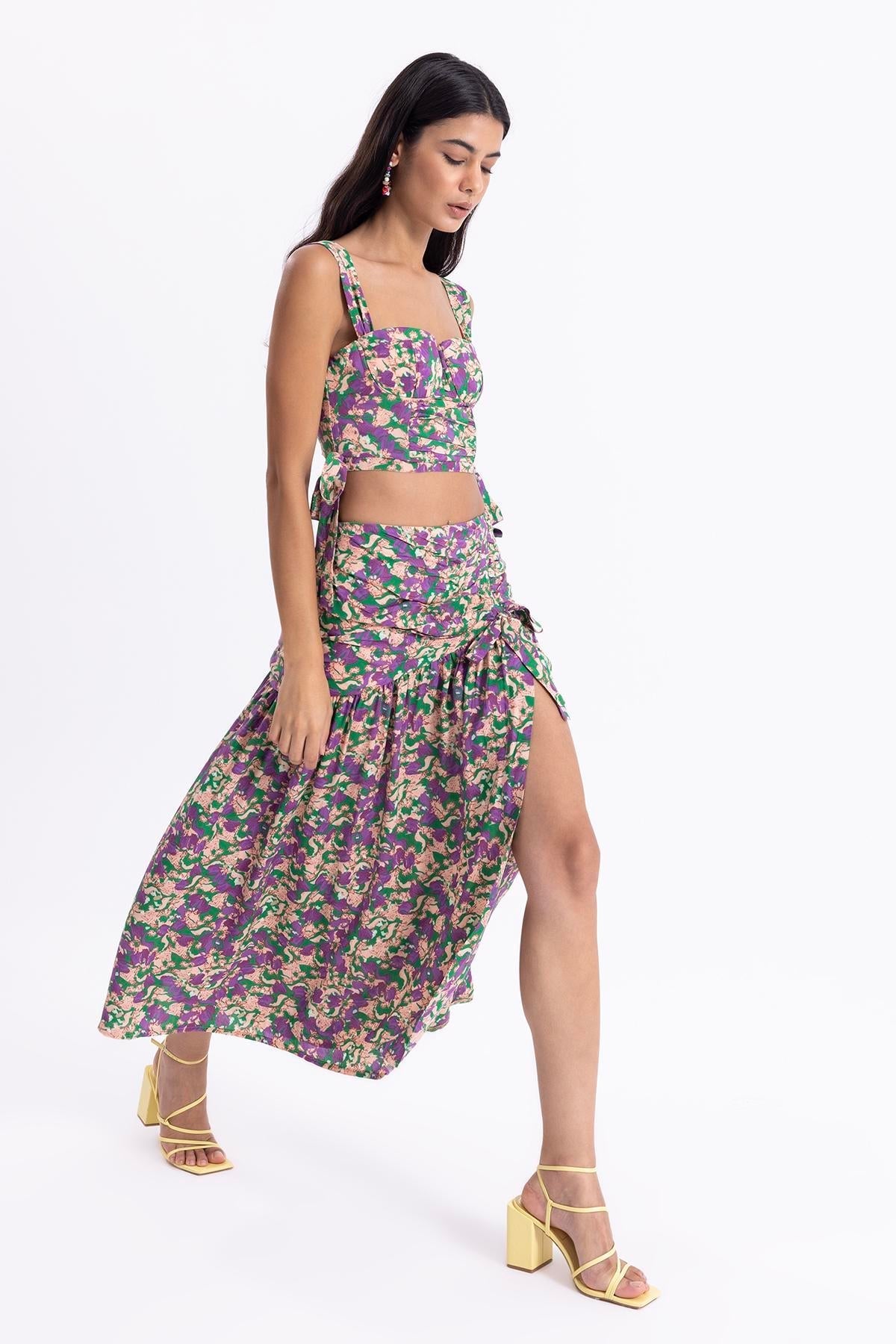 THE DEEP IN LOVE SLIT DETAILED MIDI SKIRT  - VIA CURATED BY | Only €28.50 | NOW AVAILABLE TO SHOP at IAMINHATELOVE