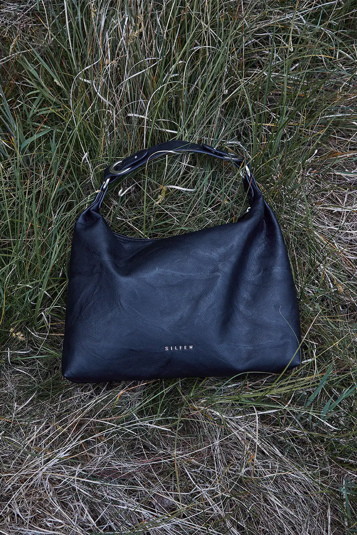 THE STACY BAG - BLACK  - VIA SILFEN STUDIO | Only €79 | NOW AVAILABLE TO SHOP at IAMINHATELOVE 