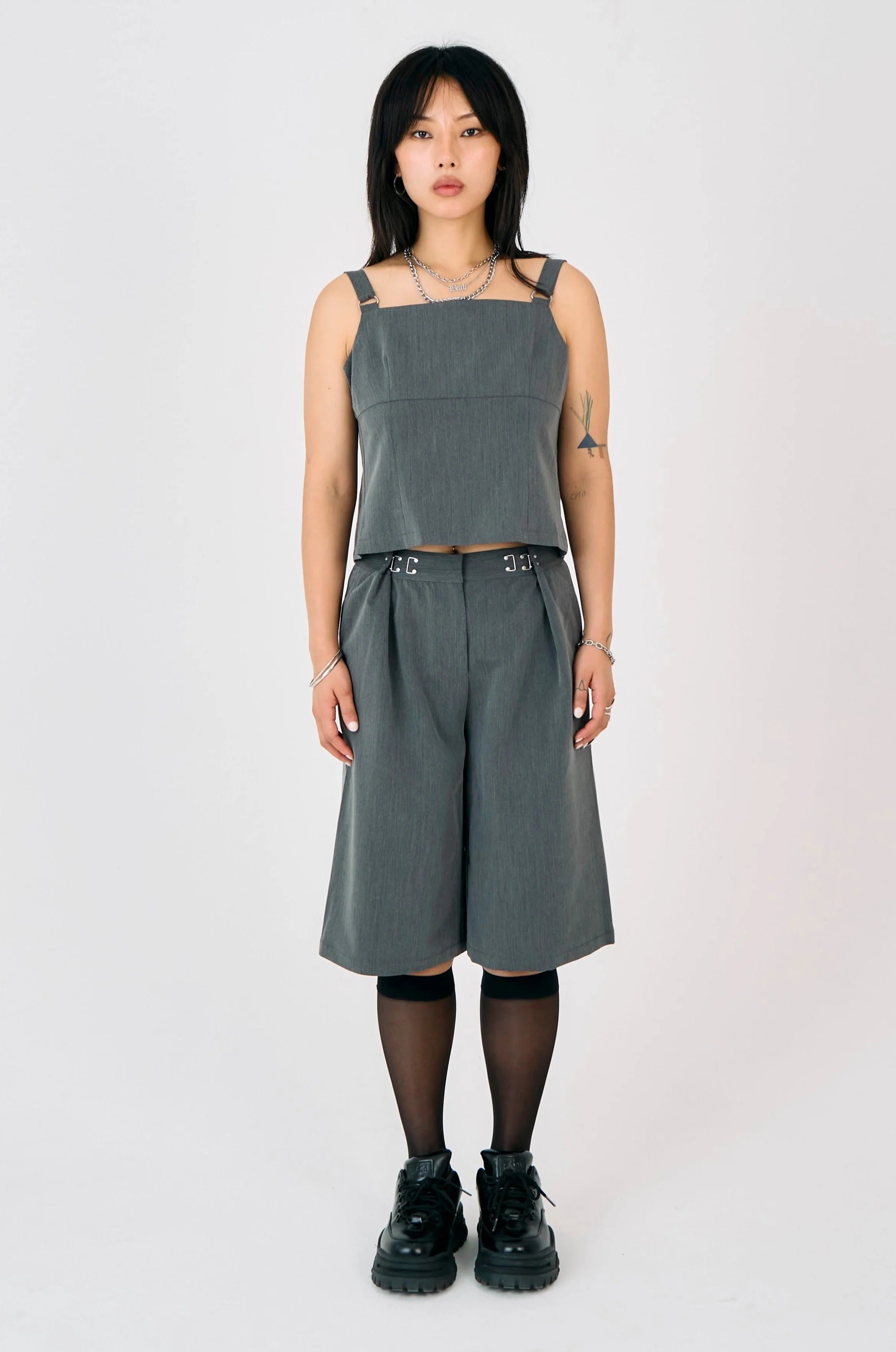 THE SHARP TAILORED CITY SHORTS  - VIA THE RAGGED PRIEST | Only €89 | NOW AVAILABLE TO SHOP at IAMINHATELOVE 