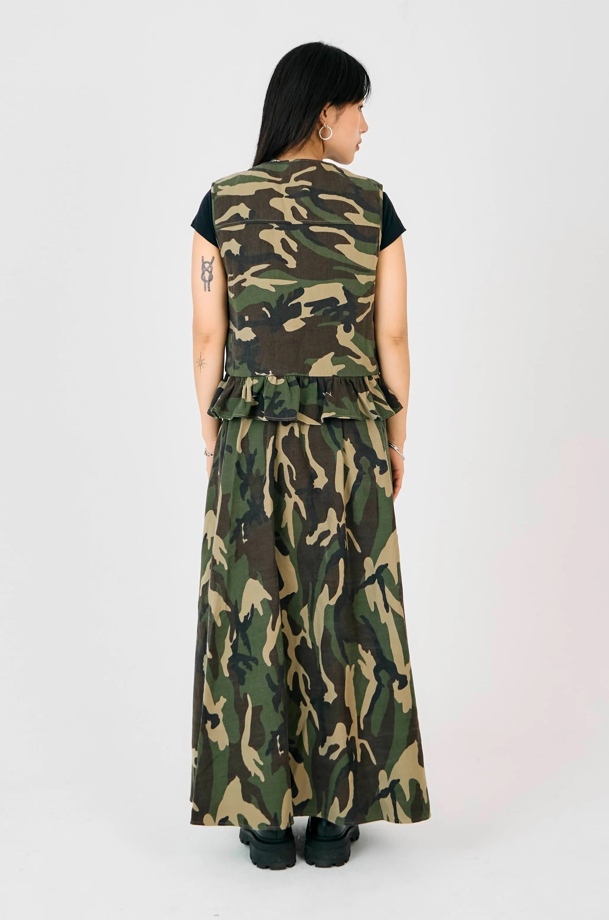 THE FORCE HARDWARE CAMO VEST  - VIA THE RAGGED PRIEST | Only €104 | NOW AVAILABLE TO SHOP at IAMINHATELOVE 