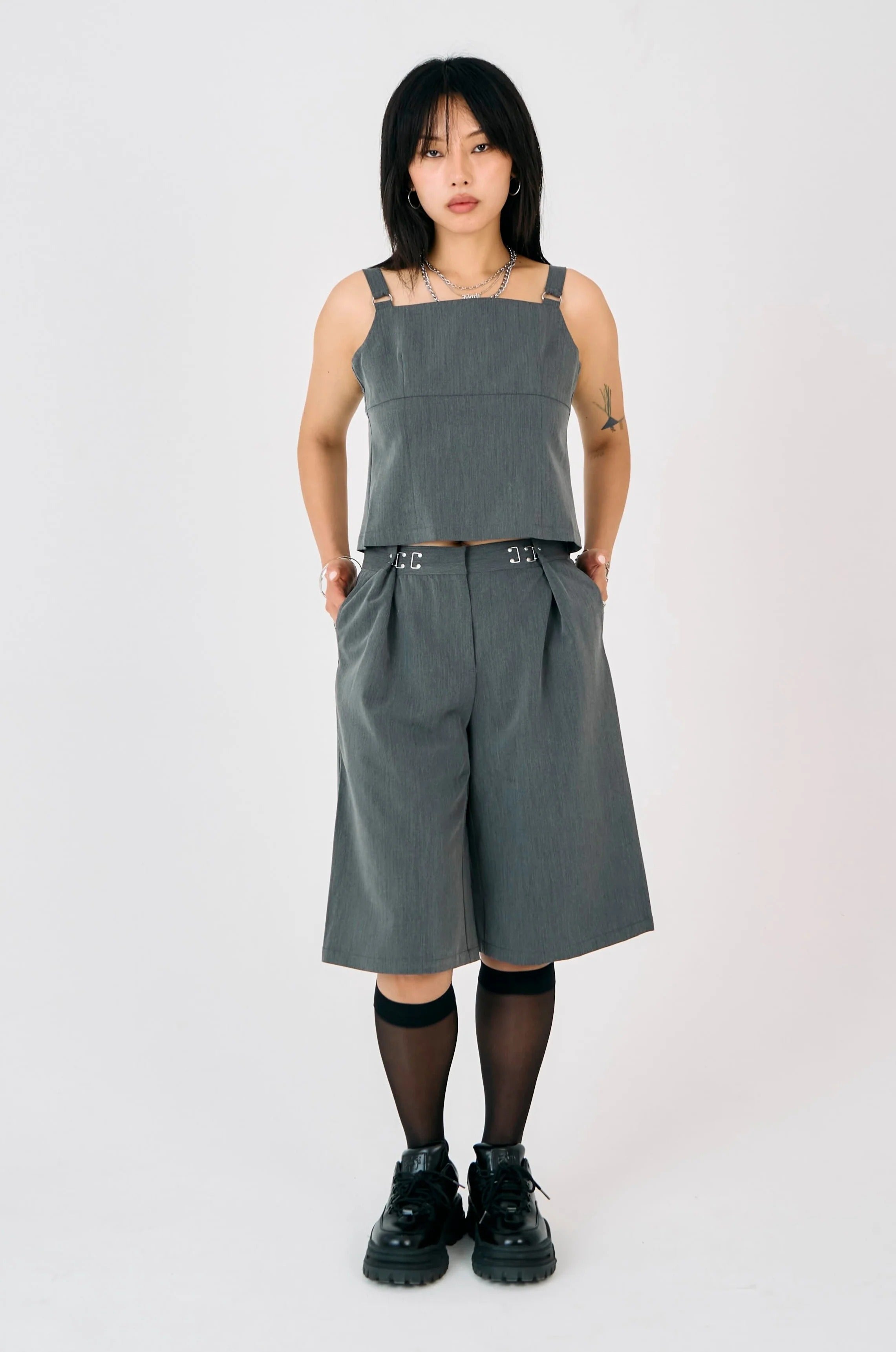 THE SHARP TAILORED CITY SHORTS  - VIA THE RAGGED PRIEST | Only €89 | NOW AVAILABLE TO SHOP at IAMINHATELOVE 
