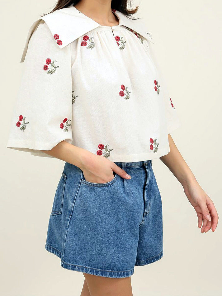 THE FLORARCORE CROPPED BLOUSE  - VIA CURATED BY | Only €62 | NOW AVAILABLE TO SHOP at IAMINHATELOVE 