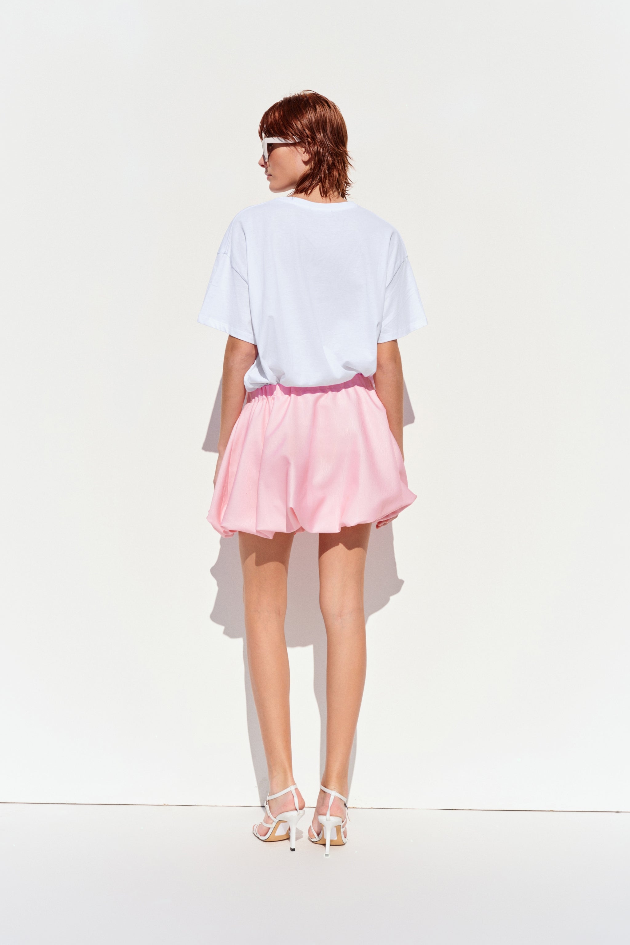 THE FLOWER BLOOMIN' BALLOON MINI SKIRT - PINKISH RED  - VIA CURATED BY | Only €48 | NOW AVAILABLE TO SHOP at IAMINHATELOVE
