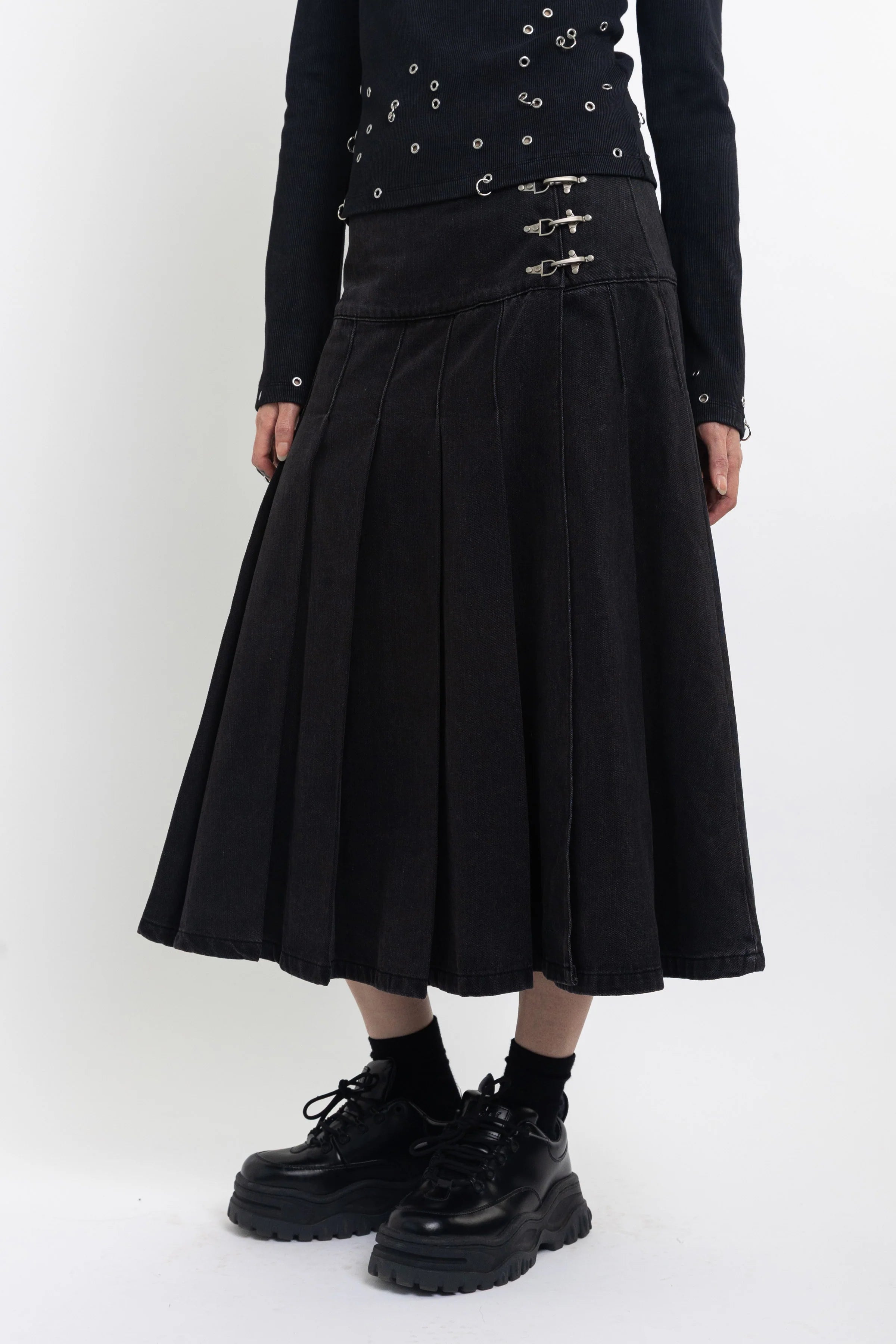 THE AFFINITY BLACK DENIM PLEATED MIDI SKIRT  - VIA THE RAGGED PRIEST | Only €108 | NOW AVAILABLE TO SHOP at IAMINHATELOVE 