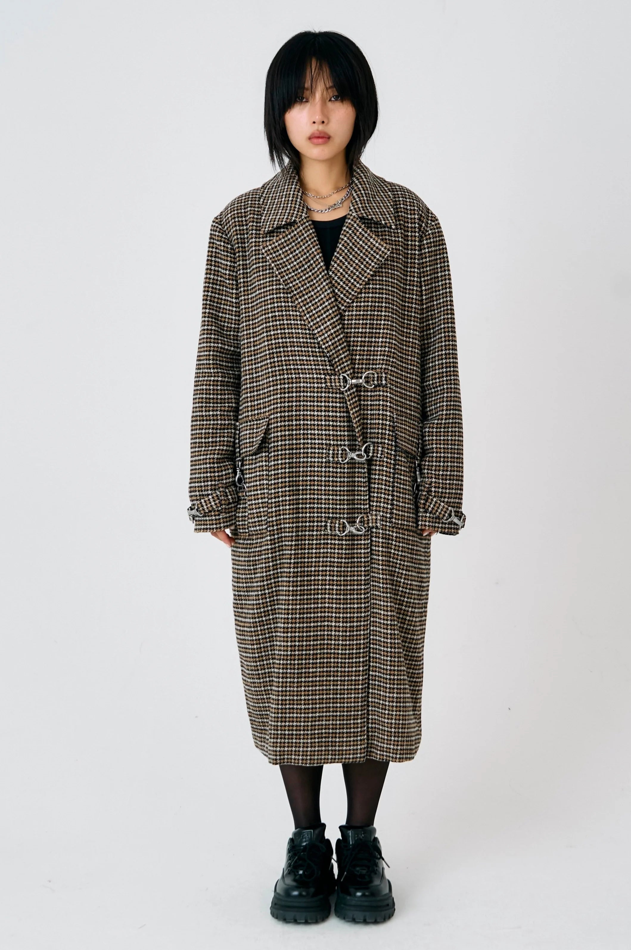 DALE HOUNDSTOOTH CHECK COAT  - VIA THE RAGGED PRIEST | Only €248 | NOW AVAILABLE TO SHOP at IAMINHATELOVE 