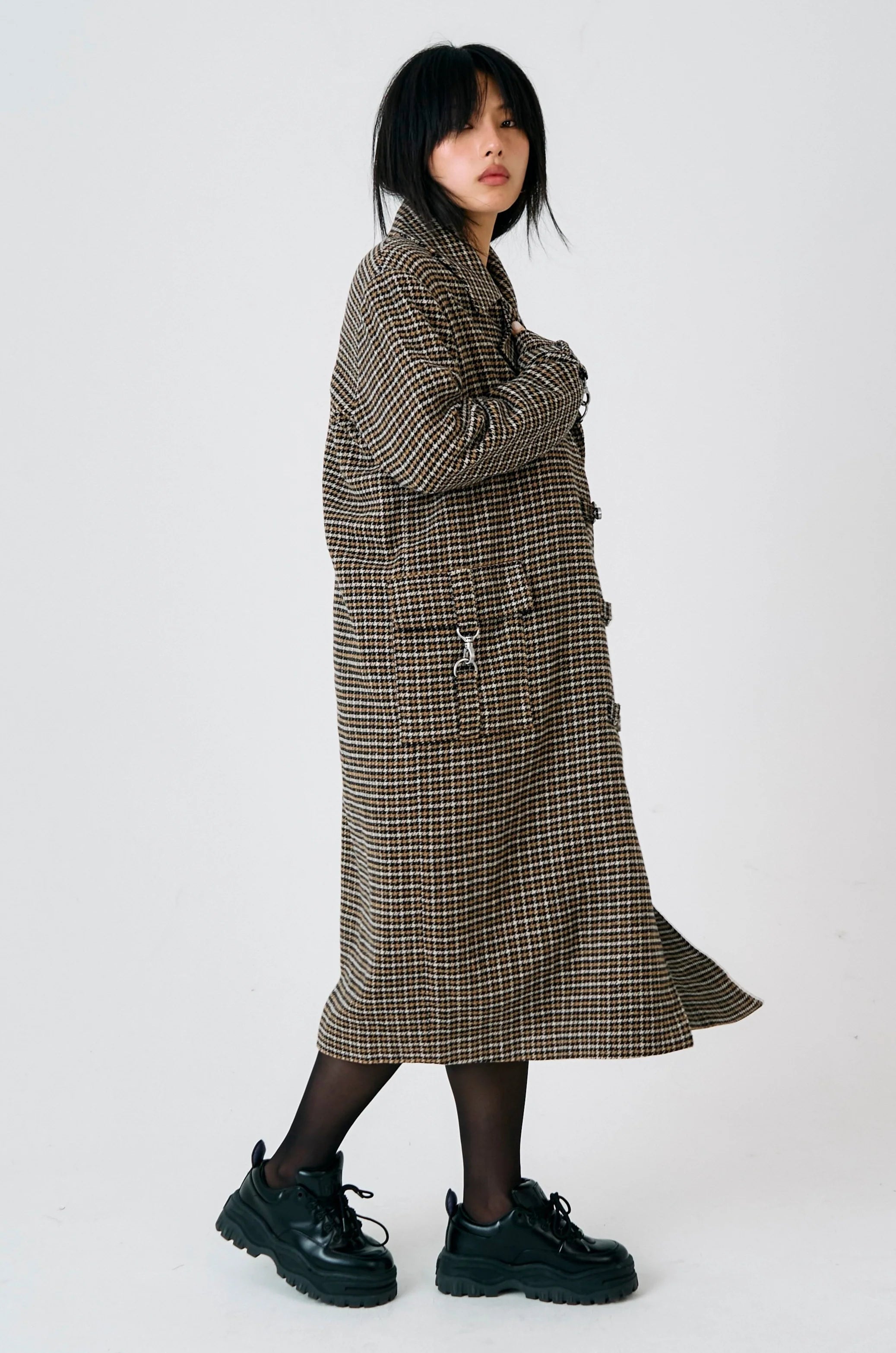 DALE HOUNDSTOOTH CHECK COAT  - VIA THE RAGGED PRIEST | Only €248 | NOW AVAILABLE TO SHOP at IAMINHATELOVE 