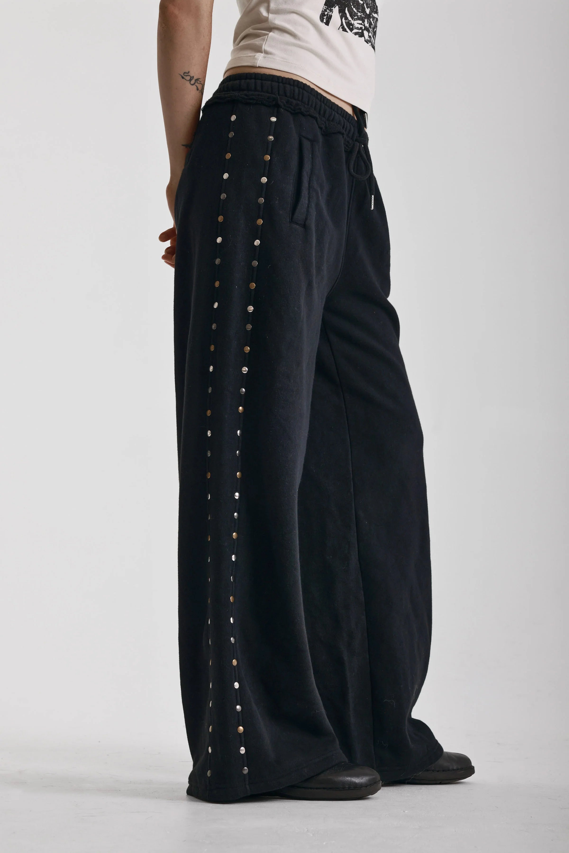 THE HABITS WIDE LEG STUDDED SWEATPANTS  - VIA THE RAGGED PRIEST | Only €121 | NOW AVAILABLE TO SHOP at IAMINHATELOVE 