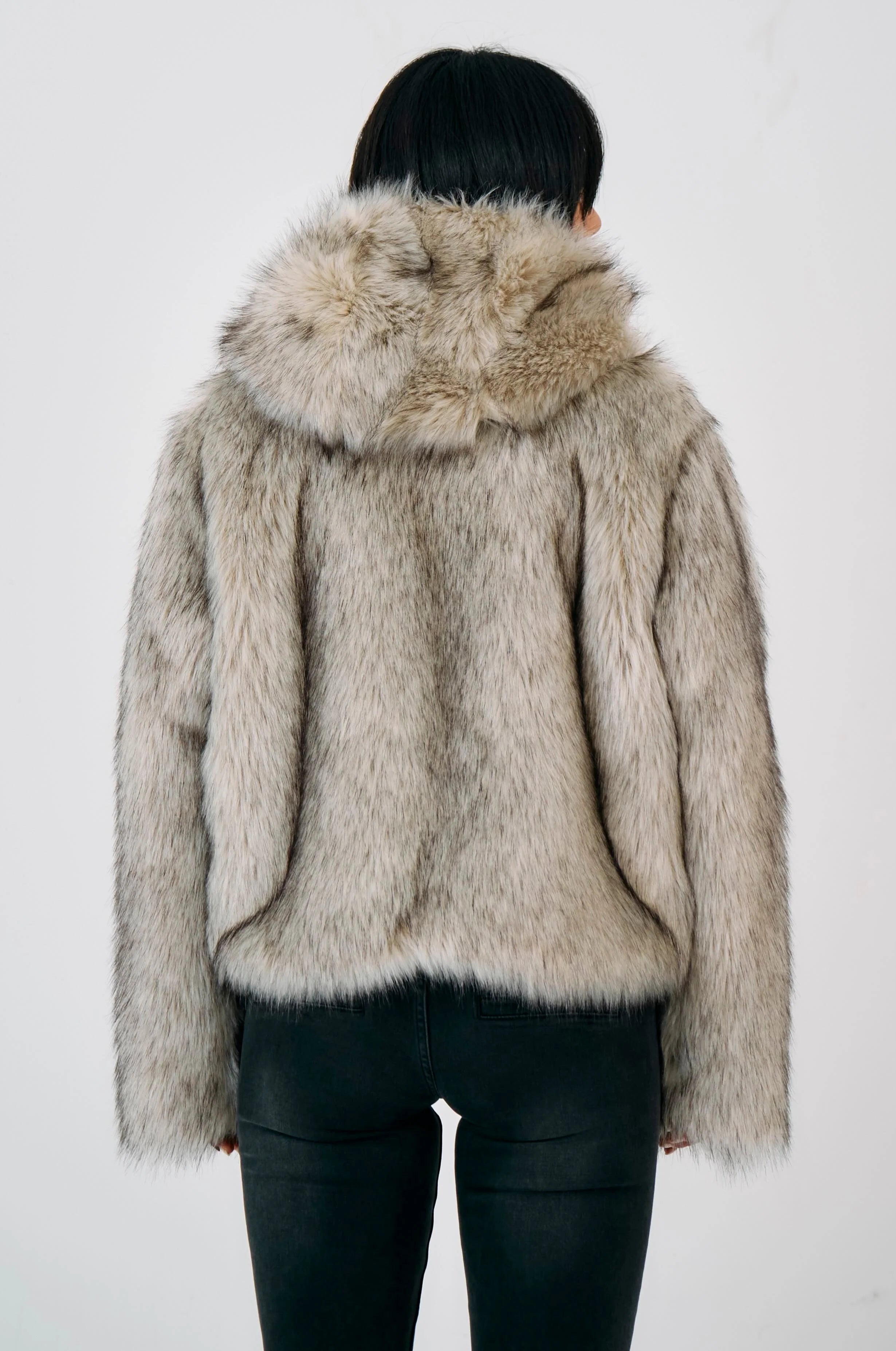 THE JULIA ALASKA FAUX FUR COAT  - VIA THE RAGGED PRIEST | Only €226 | NOW AVAILABLE TO SHOP at IAMINHATELOVE 