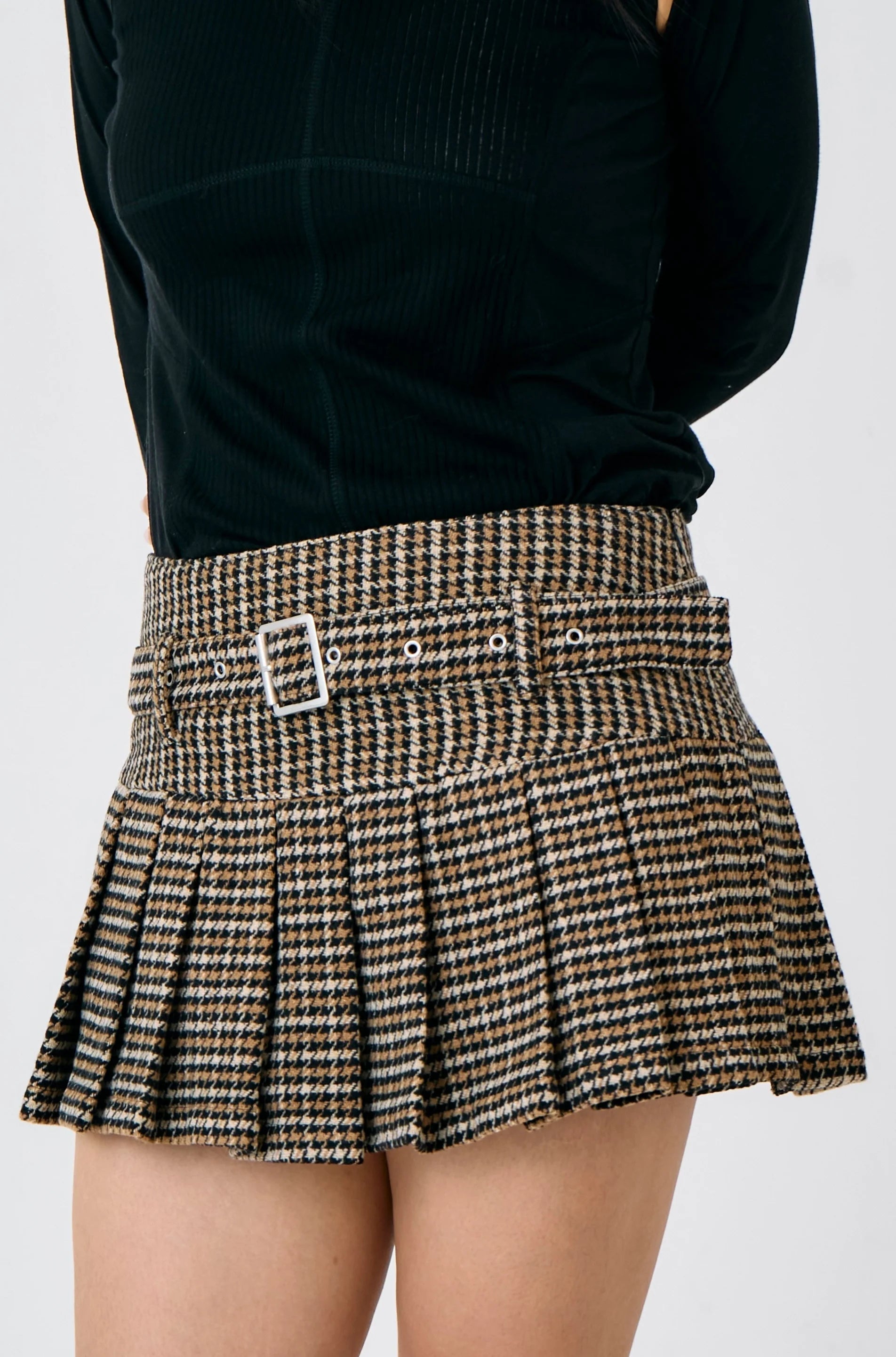 THE MOOR PLEATED MINI SKIRT  - VIA THE RAGGED PRIEST | Only €84 | NOW AVAILABLE TO SHOP at IAMINHATELOVE 