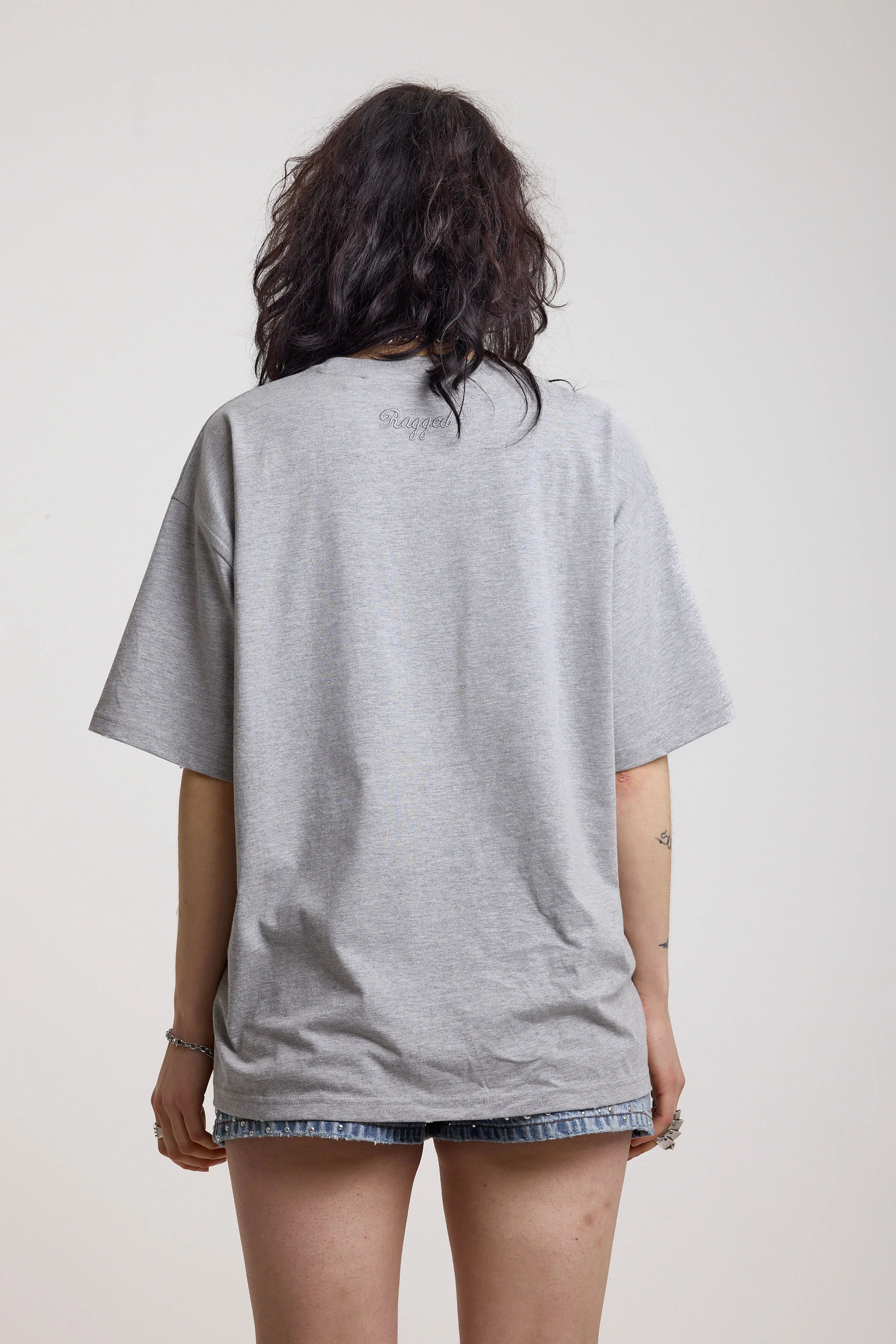 THE PENDANT OVERSIZED NECKLACE GRAPHIC T-SHIRT  - VIA THE RAGGED PRIEST | Only €39 | NOW AVAILABLE TO SHOP at IAMINHATELOVE 
