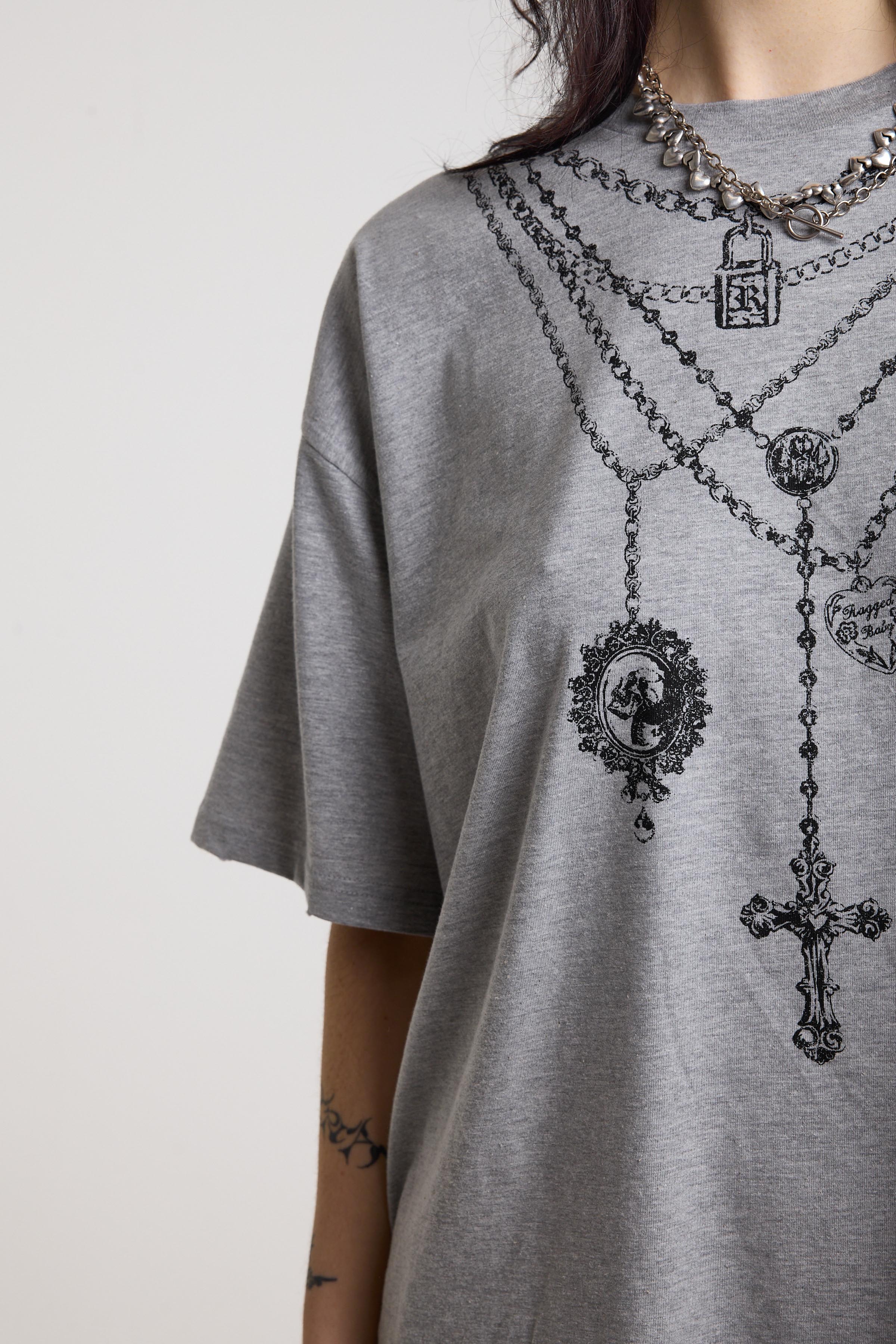 THE PENDANT OVERSIZED NECKLACE GRAPHIC T-SHIRT  - VIA THE RAGGED PRIEST | Only €39 | NOW AVAILABLE TO SHOP at IAMINHATELOVE 