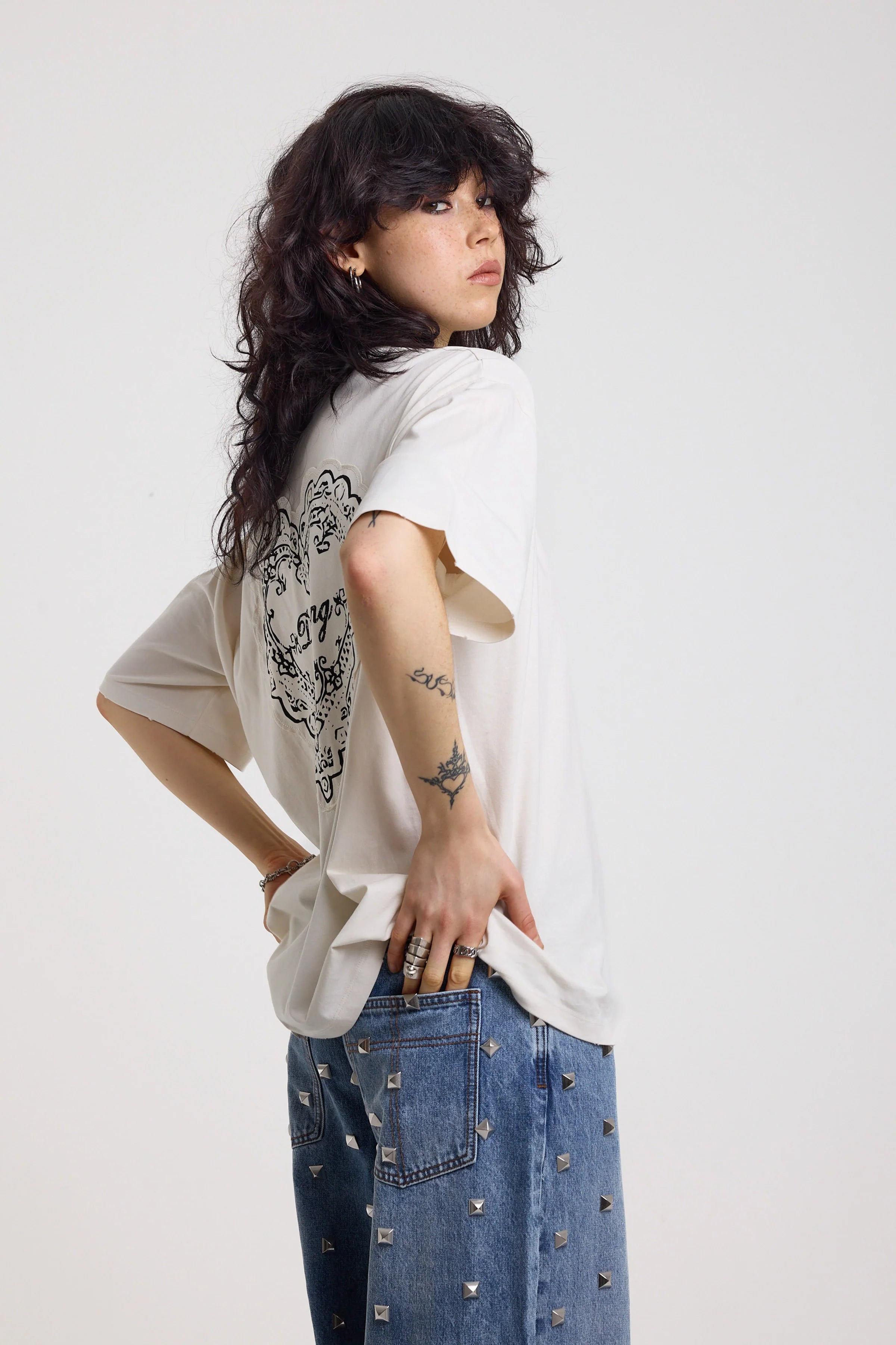 THE SWEETHEART OVERSIZED HEART GRAPHIC T-SHIRT  - VIA THE RAGGED PRIEST | Only €52 | NOW AVAILABLE TO SHOP at IAMINHATELOVE 