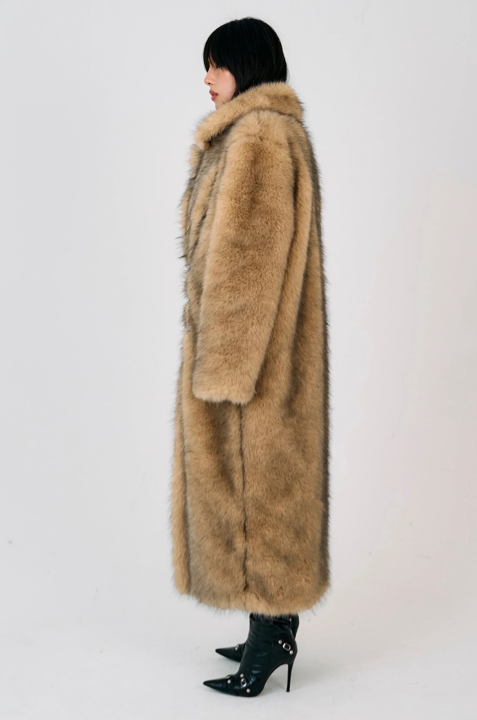THE TARA FAUX FUR MAXI COAT  - VIA THE RAGGED PRIEST | Only €275 | NOW AVAILABLE TO SHOP at IAMINHATELOVE 