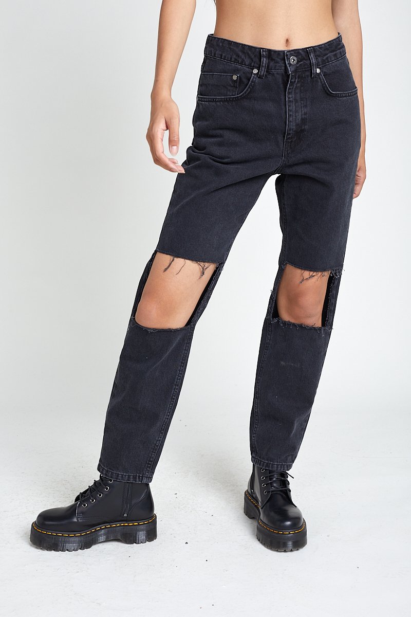 BURNER DENIM - CHARCOAL  - VIA THE RAGGED PRIEST | Only €48.95 | NOW AVAILABLE TO SHOP at IAMINHATELOVE